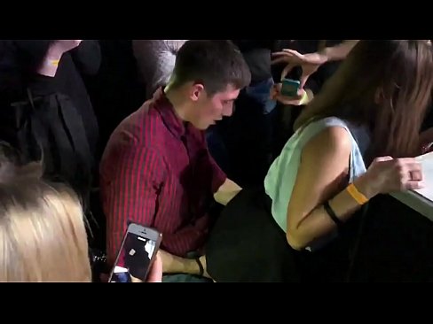 ❤️ Tinuod nga sekso sa usa ka nightclub sa Russia. Ang 18-anyos nga Ruso nga babaye sa anus ug puwerta nakighilawas sa usa ka nightclub ️❌ Russian porn sa amon ceb.fulldesisex.ru